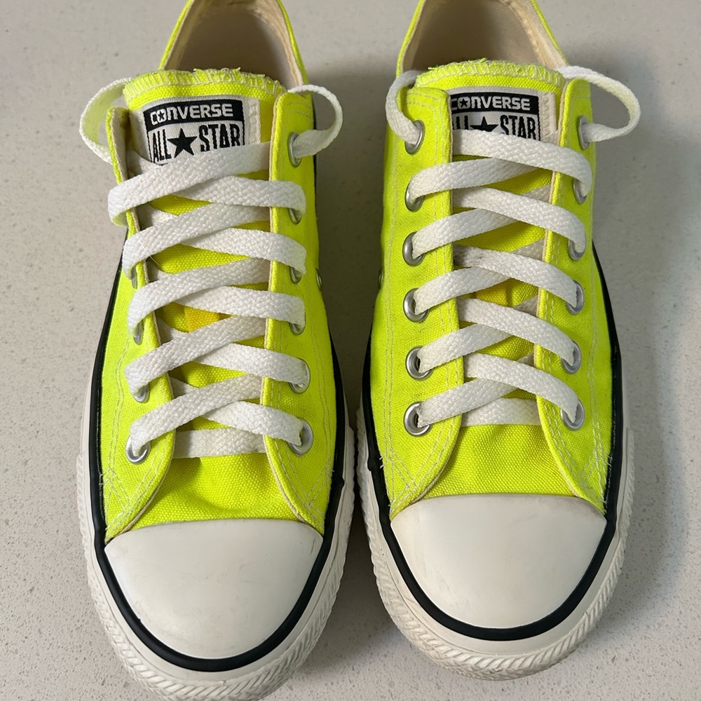 Converse Chuck Taylor in Lime Twist- women’s size 7